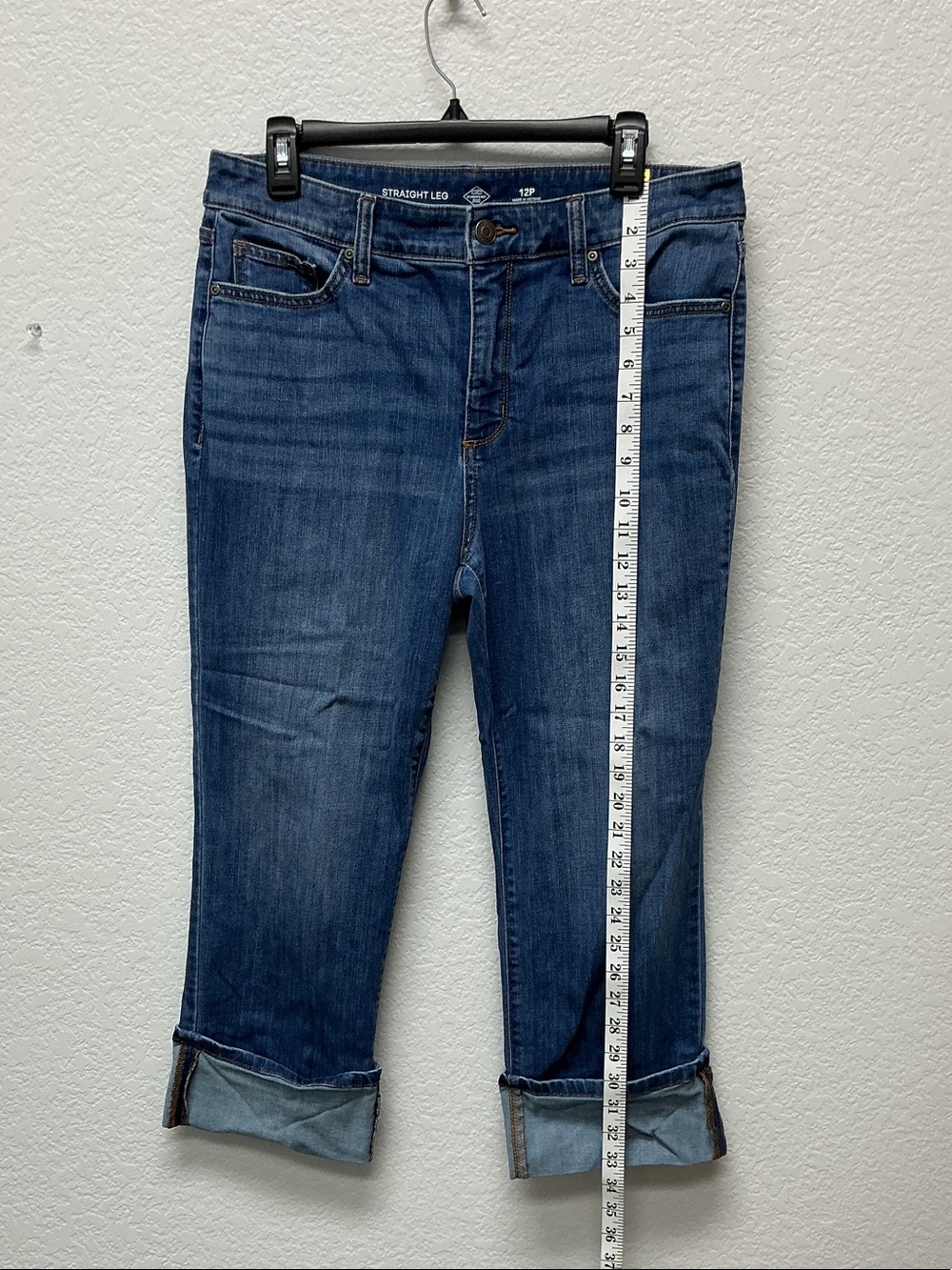 St. John's Bay Cuffed Capri Jeans in Dark Blue Wash